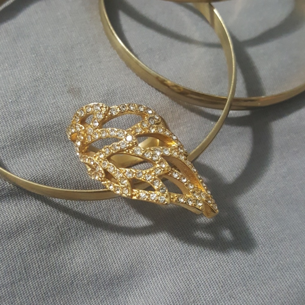 Rings - Picture 3 of 4